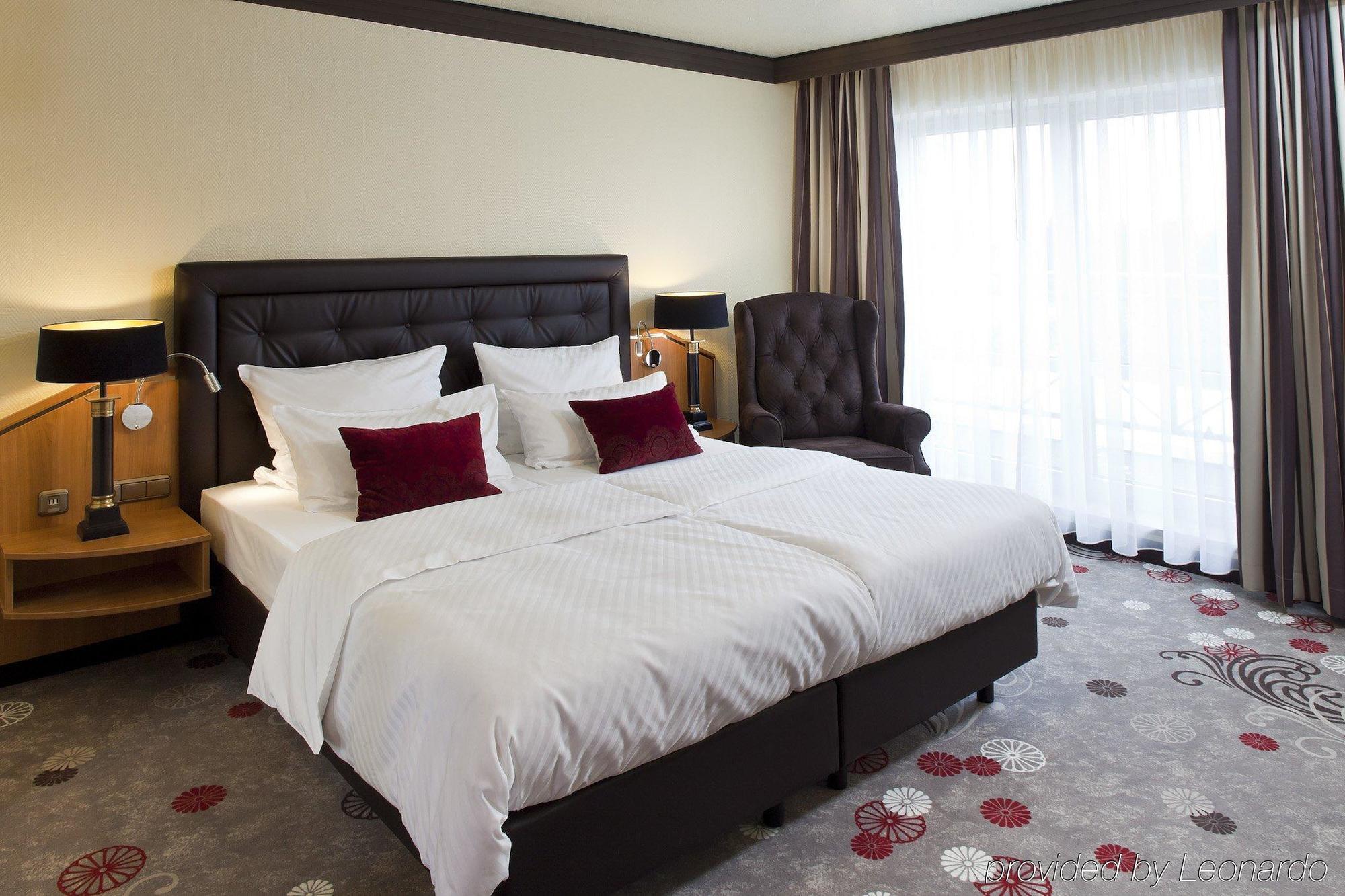 Der Heidehof Conference & Spa Resort Gaimersheim Екстериор снимка