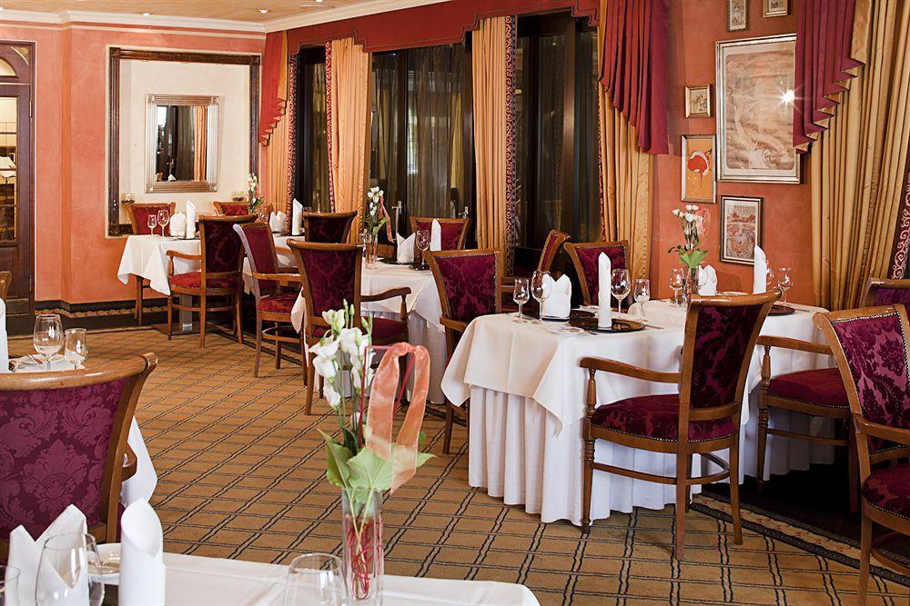 Der Heidehof Conference & Spa Resort Gaimersheim Екстериор снимка